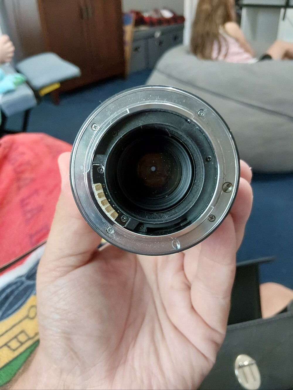 Sigma Beauty Black Telephoto Zoom Lens for Cameras - Picture 3 of 6